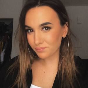 Meet your Posher, Jasmine